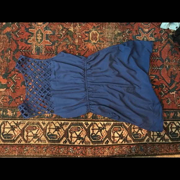 Dress - Picture 3 of 3